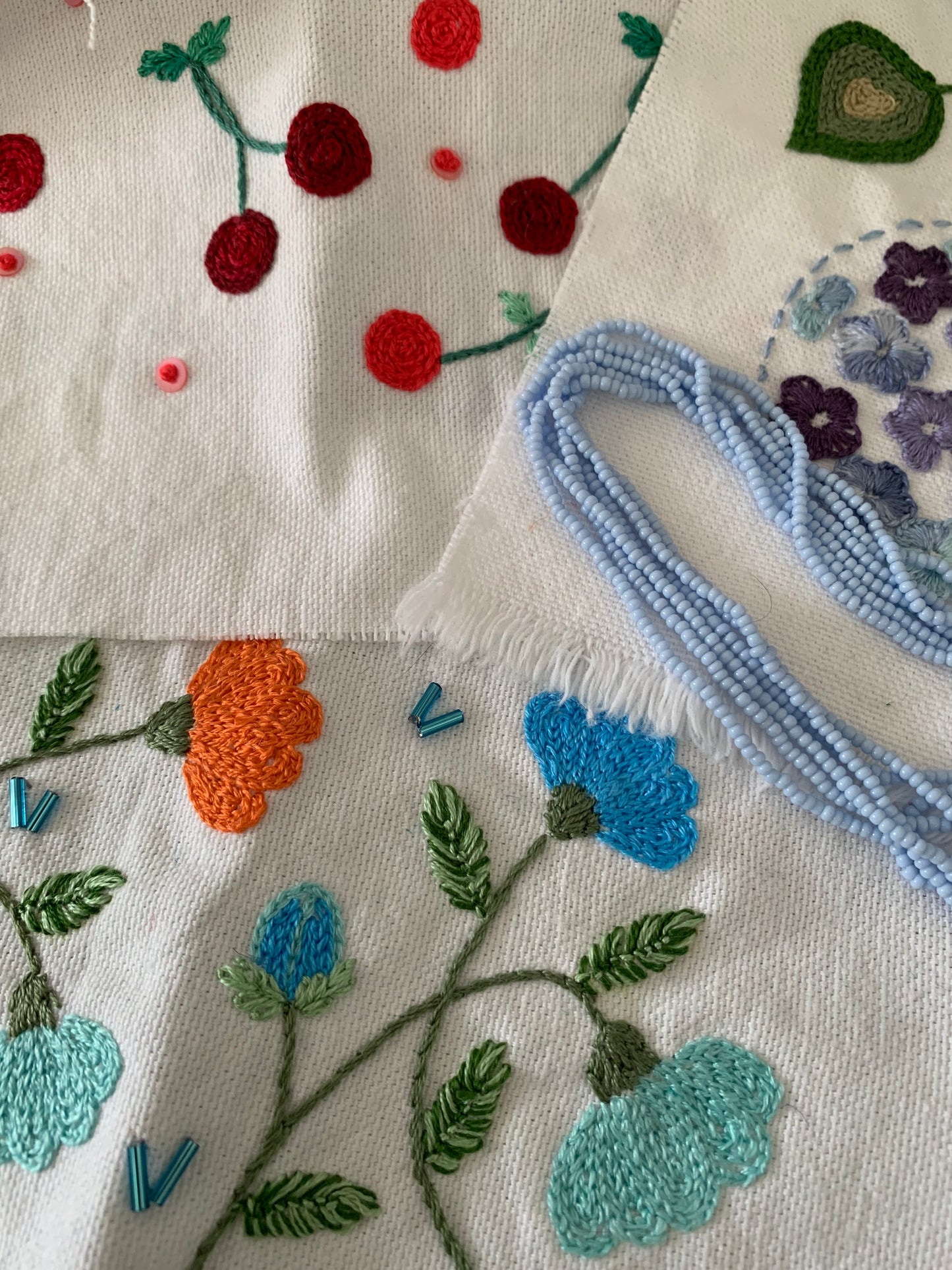 Pochette matelassée jute bleue