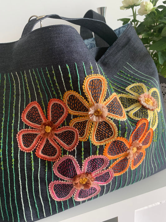 Cabas jean bleu fleurs acidulées