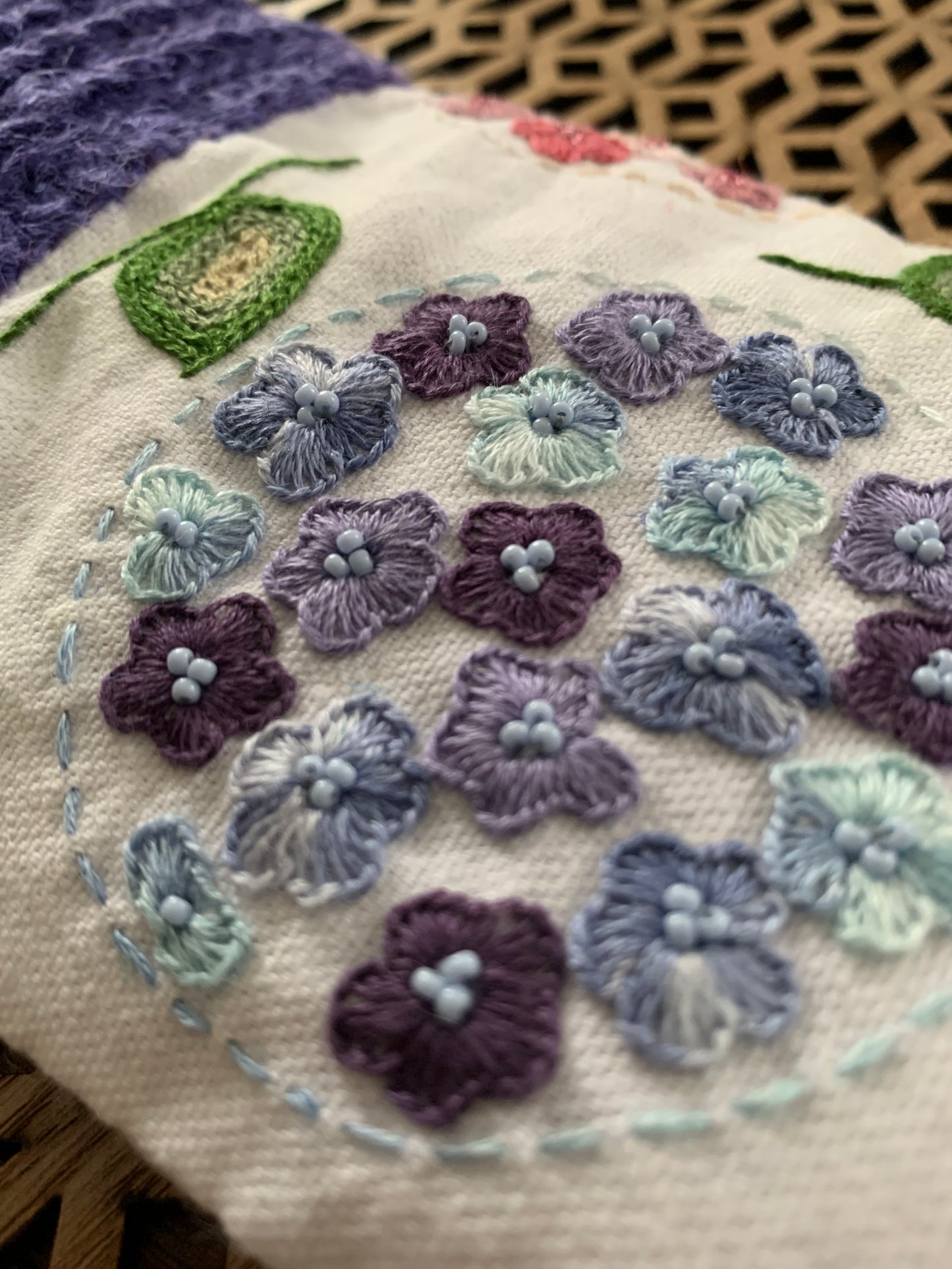Pochette matelassée jute violette