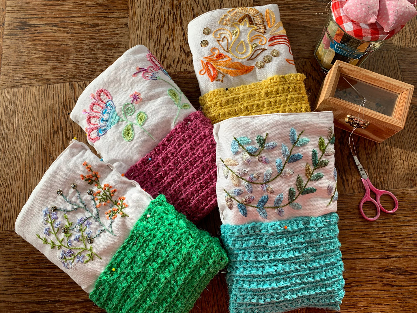 Pochette matelassée jute rose