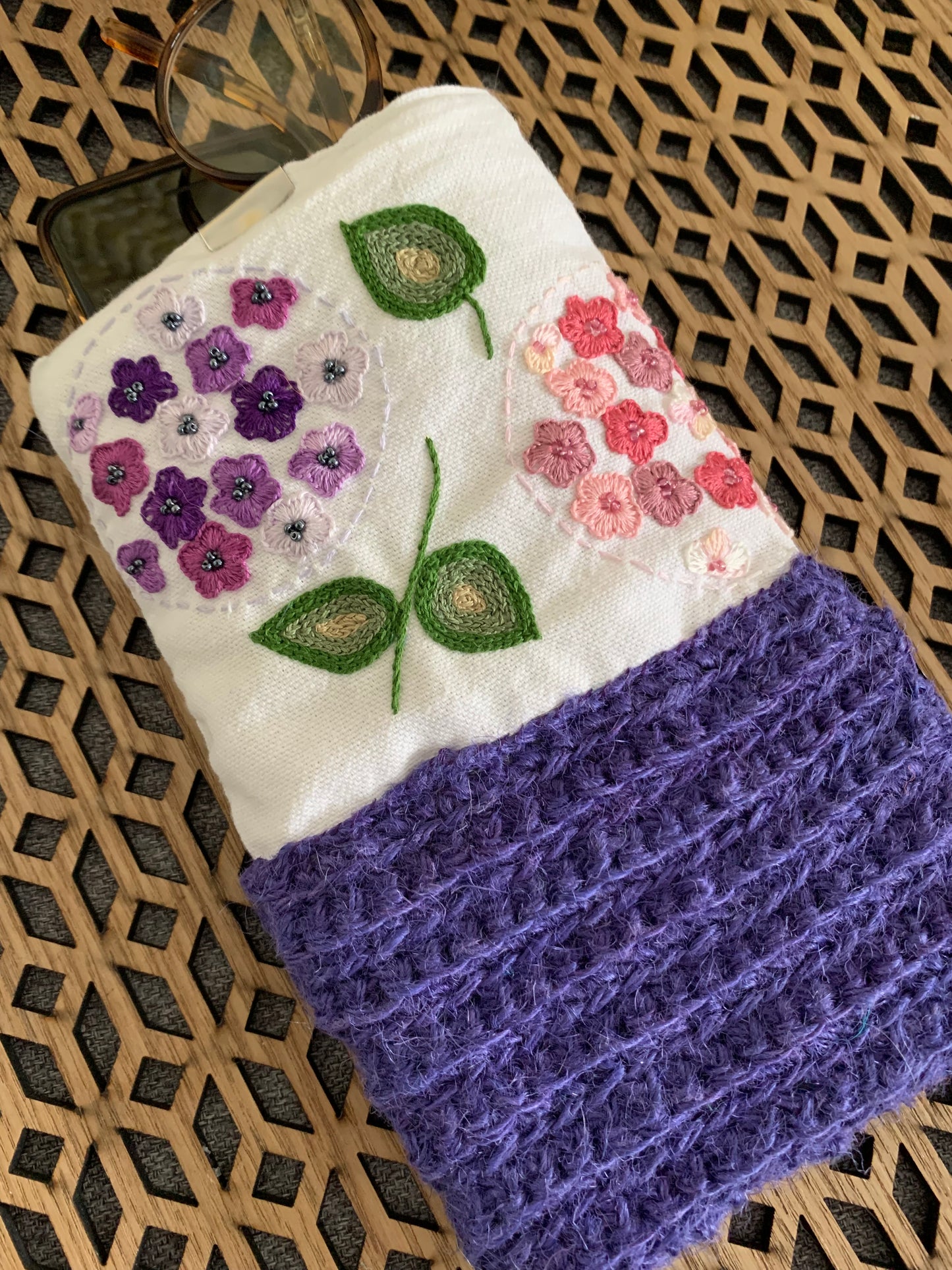 Pochette matelassée jute violette