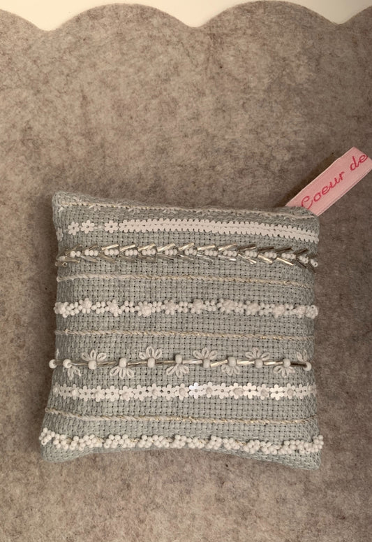 Pochon de lavande blanc