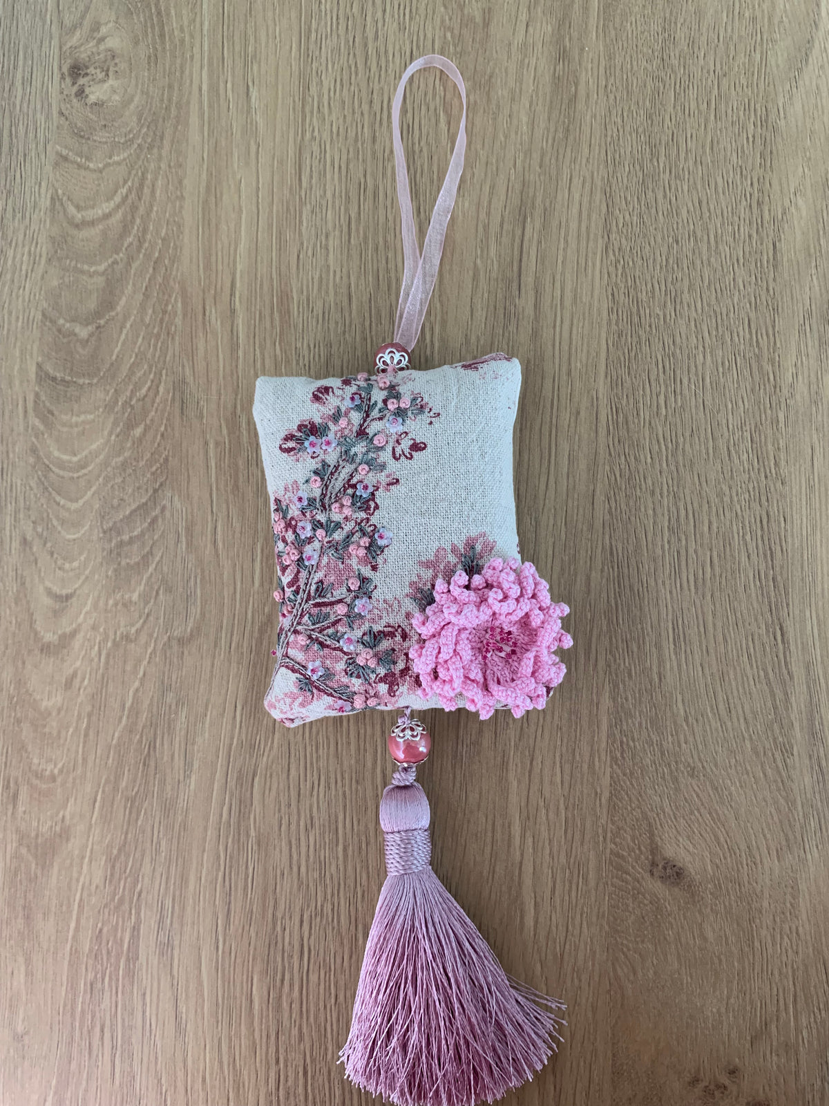 Pochon de lavande toile de Jouy avec applique