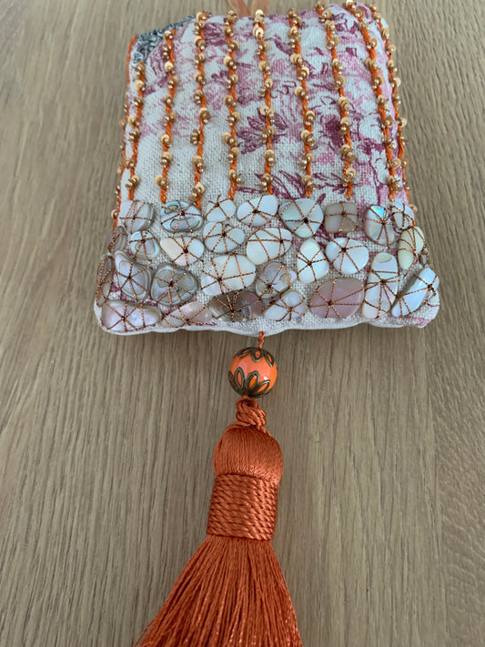 Pochon de lavande orange pierres beige