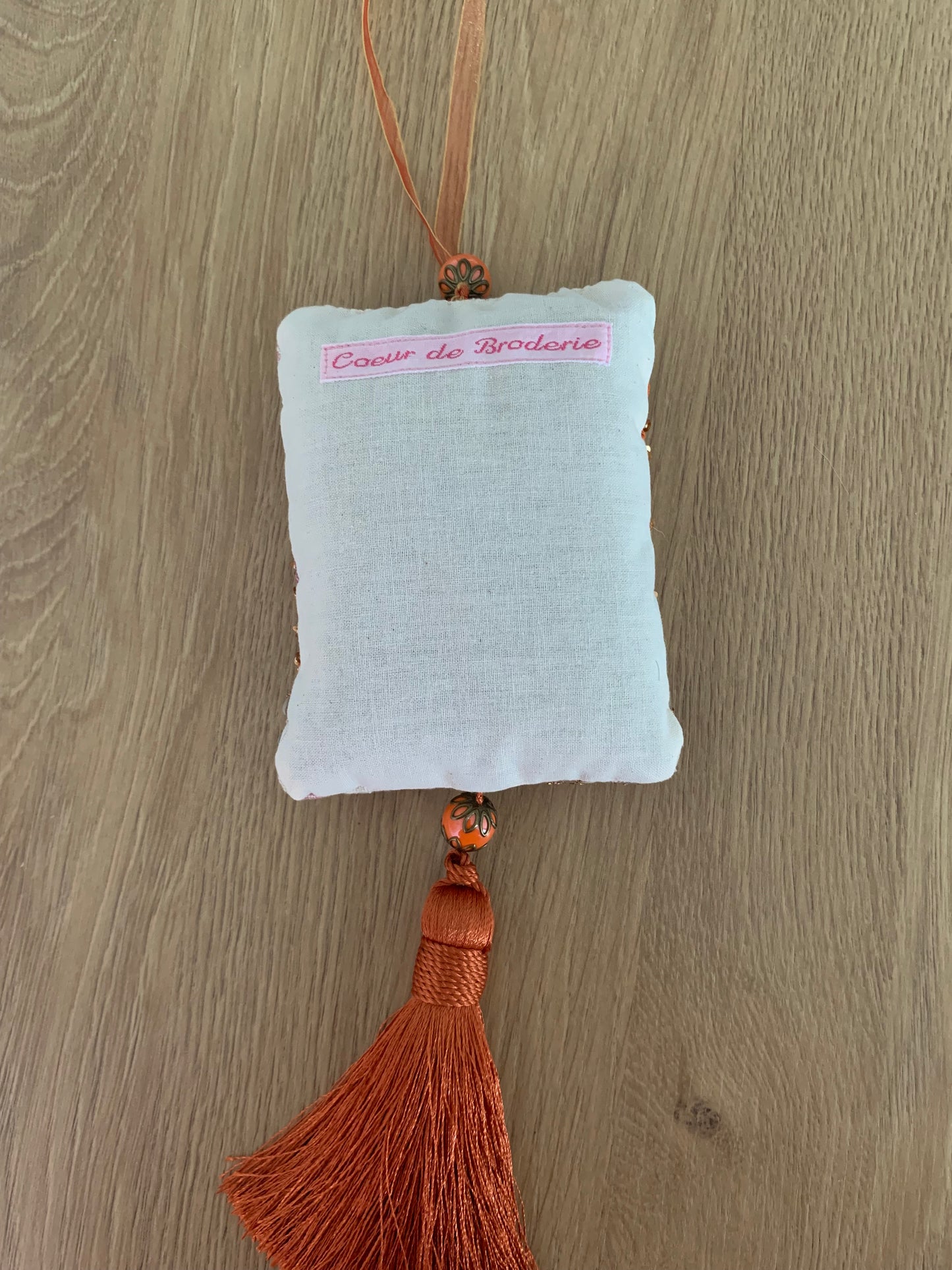 Pochon de lavande orange pierres beige