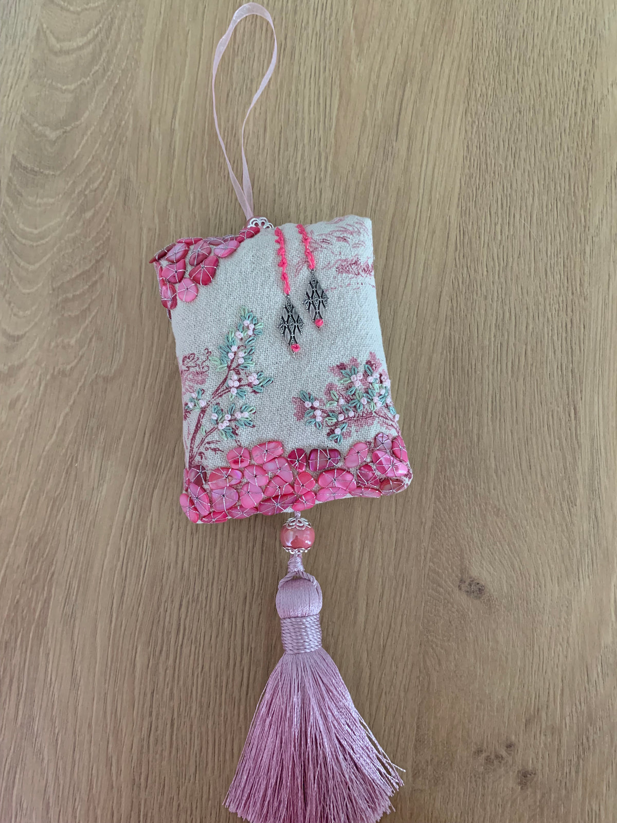 Pochon de lavande toile de Jouy avec pétales de verre