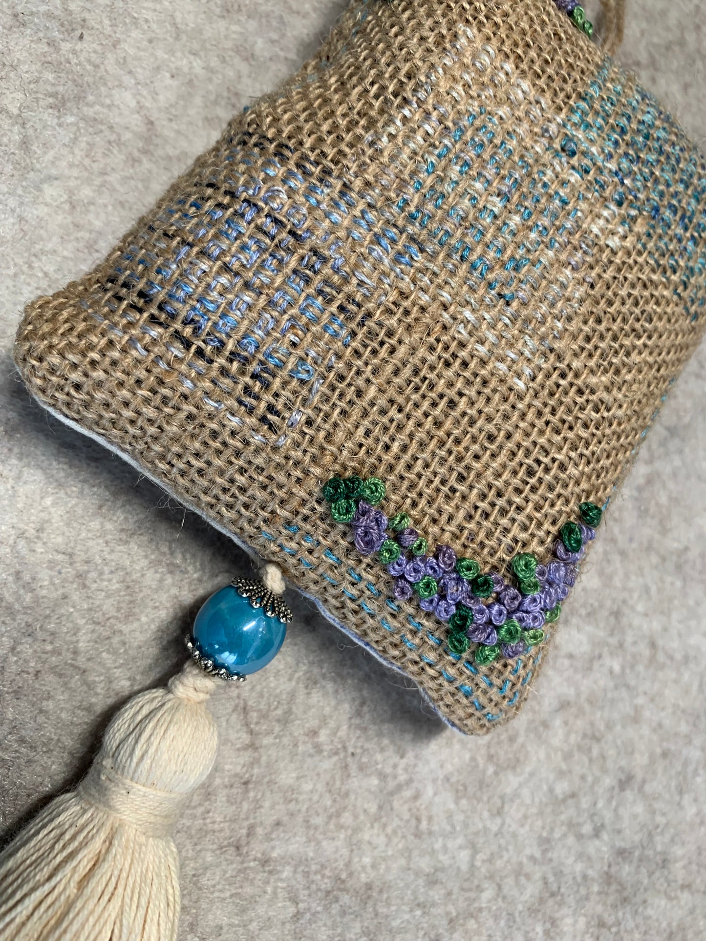 Pochon de lavande toile de jute - fleurs violet