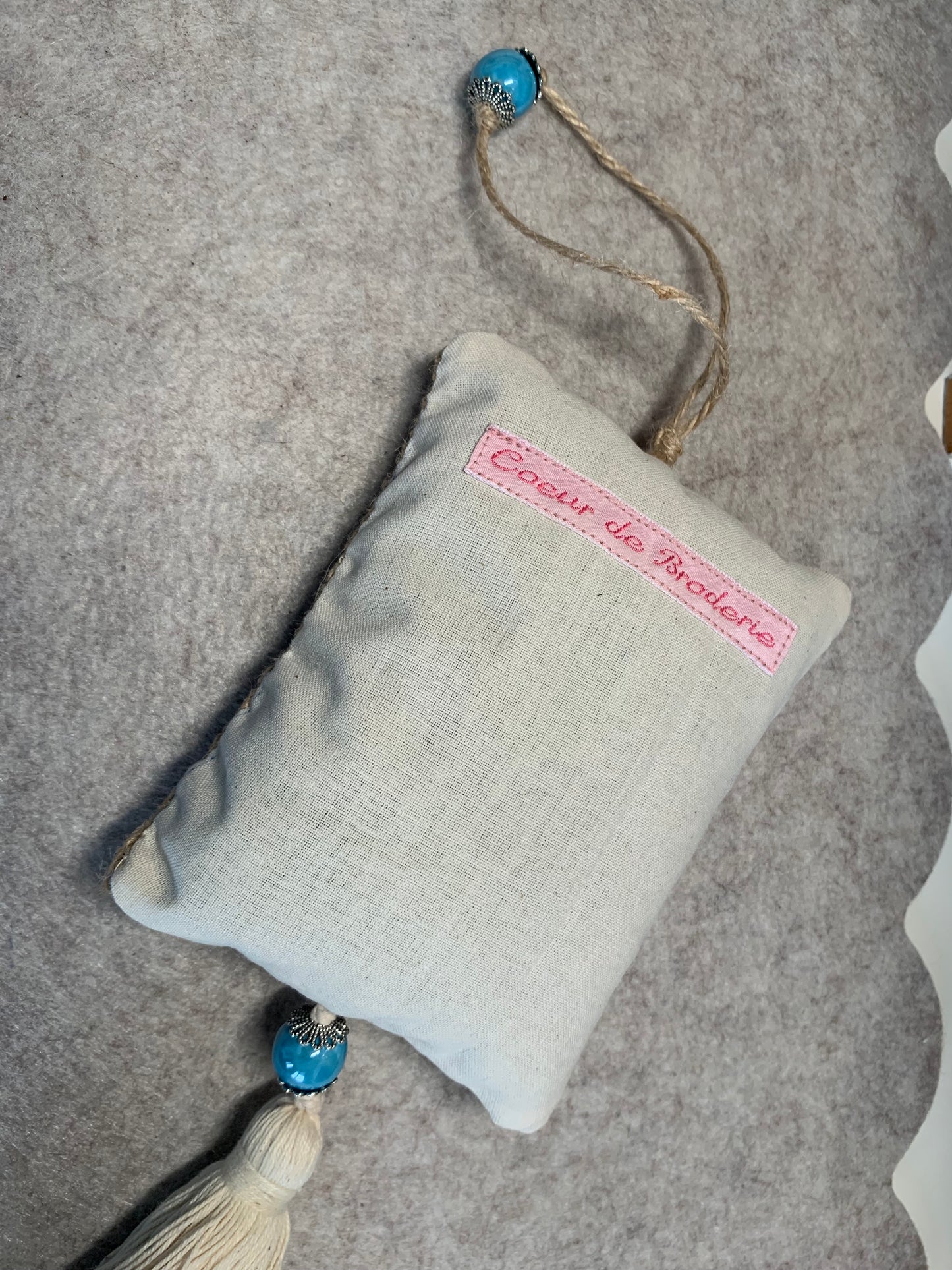 Pochon de lavande toile de jute - fleurs rose